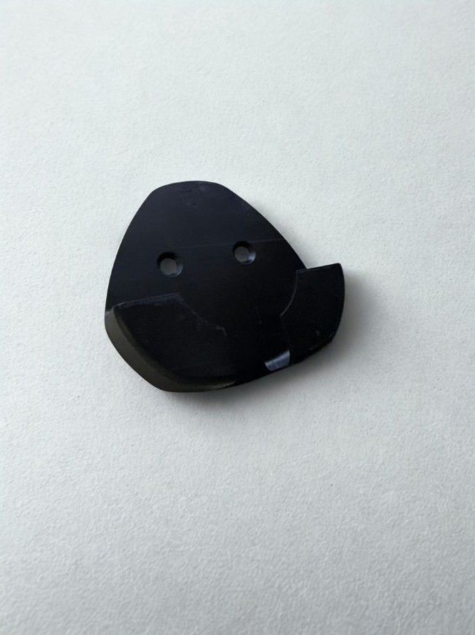 Support mural MAXHUB WT13M sur-mesure – Fixation dongle salle de réunion